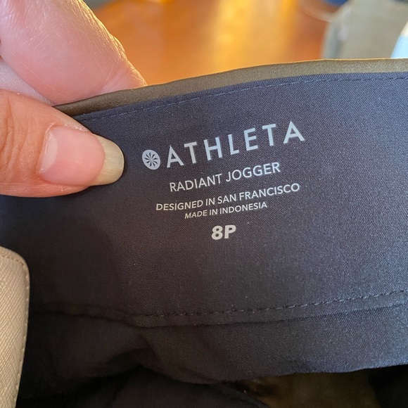 Athleta Radiant High Rise Radiant Zipper Jogger Pant Tortuga Olive Green 8P - Picture 10 of 10